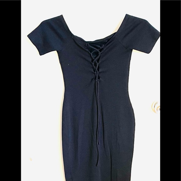 Windsor, dress - Picture 2 of 3